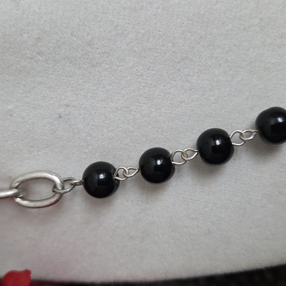 Elegant Black Beaded Cross Necklace - Picture 3 of 5